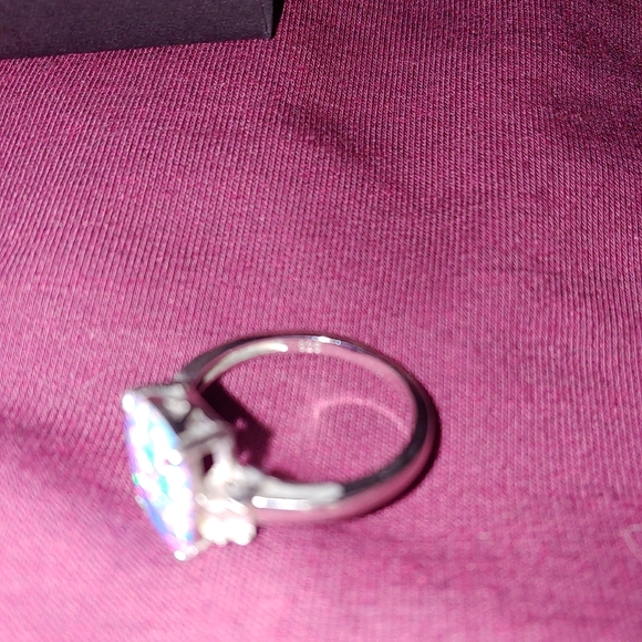 Gorgeous Lavender Fire Opal Sterling Silver Ring - Picture 3 of 9